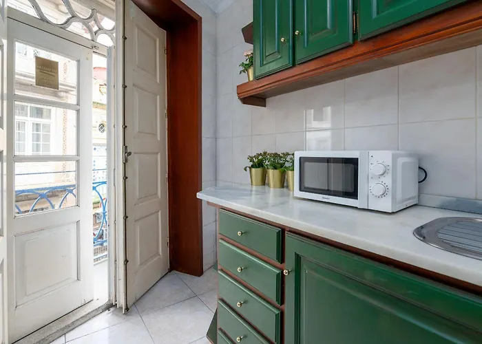 Renovated Feb25 Clerigos Cozy Balcony With Self Check In *