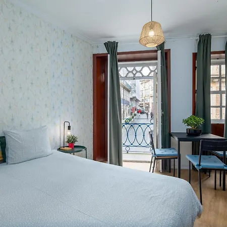 Renovated Feb25 Clerigos Cozy Balcony With Self Check In Порту